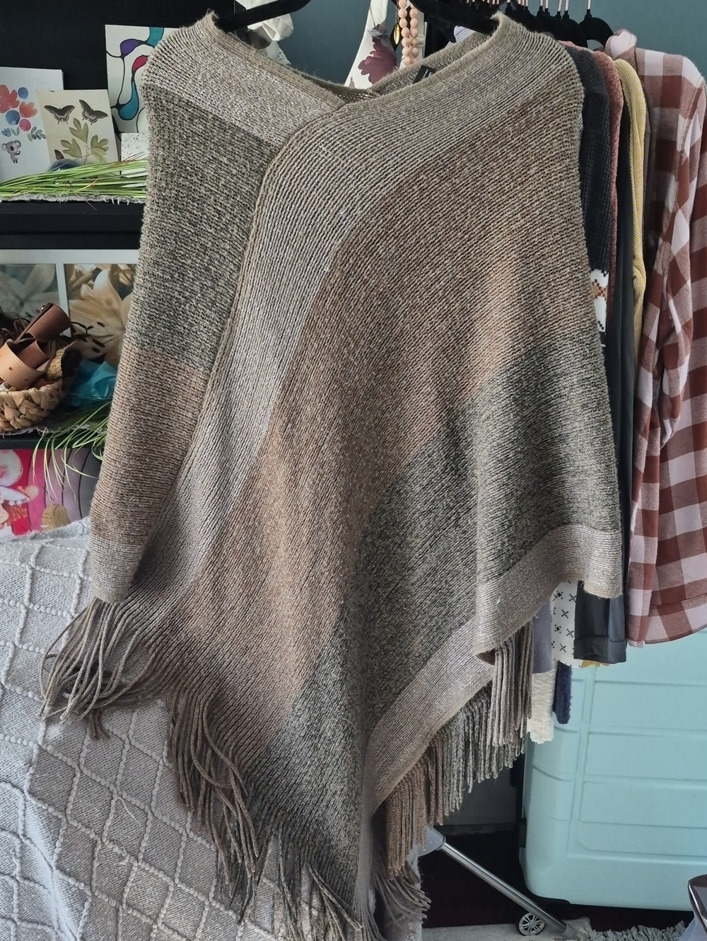 Women’s Fringe Knit Poncho - Taupe Neutral